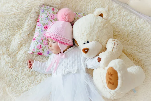 Dormir Bebé Bebé Duerme Dulcemente Bebé Duerme Con Oso Bebé — Foto de Stock