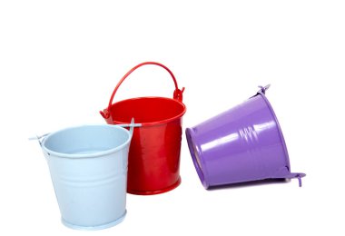 metal kova dekoratif beyaz arka plan üzerinde izole.