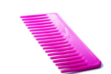 Beyaz arka plan üzerinde izole saç için tarak