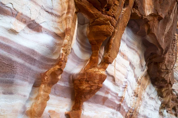 Doğal Valley, yangın Devlet Parkı'Las Vegas, Nevada yakınındaki görüntülemek