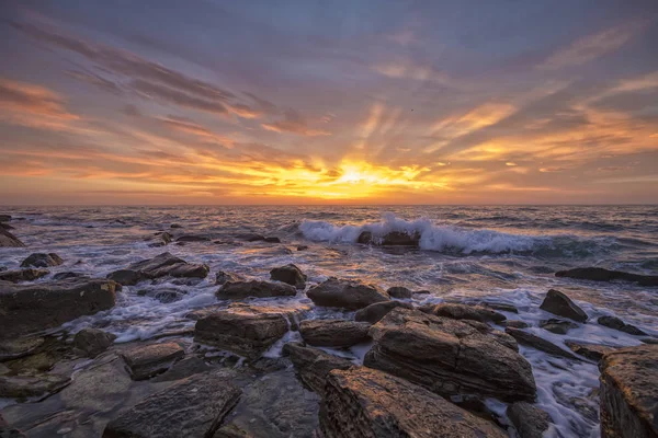 Emocionante Hermoso Amanecer Sobre Mar Creando Estado Ánimo — Foto de Stock