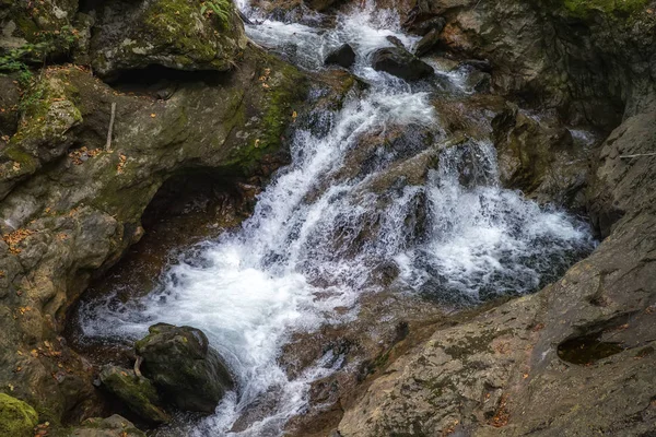 Flusso di acqua — Foto Stock