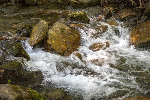 Flusso di acqua — Foto Stock