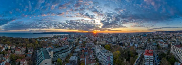 Удивительный Панорамный Вид Закат Над Городом Варна Болгария — стоковое фото