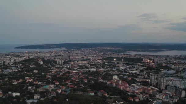 Pemandangan Udara Dari Pesawat Tak Berawak Atas Kota Setelah Matahari — Stok Video