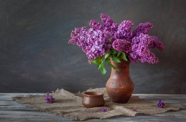 Rustik tarzı natürmort. Hasat. Penceresinden doğal ışık.