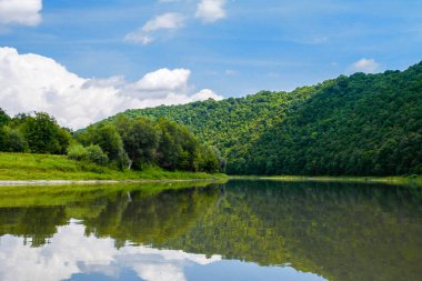 Dnister Nehri Kanyonu. Dnister Kanyon Milli Parkı.