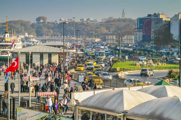 Street Life on the streets of Istanbul. — Stock Photo, Image