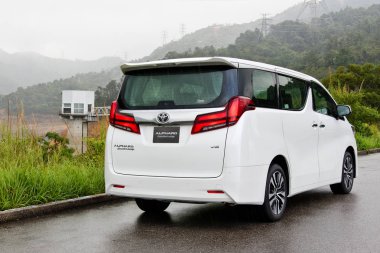 Hong Kong, Çin 7 Mayıs 2018: Toyota Alphard 2018 Test Drive gün 7 Mayıs 2018 Hong Kong.