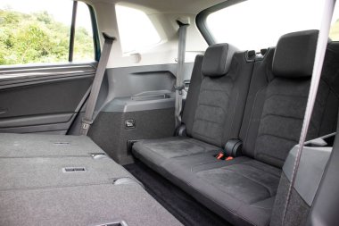 Hong Kong, Çin 15 Ağustos 2018: Volkswagen Tiguan 2018 arka koltuk Ağustos 15 2018 yılında Hong Kong.