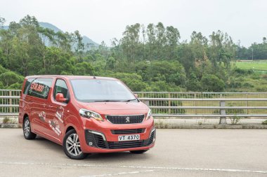 Hong Kong, Çin 19 Ekim 2018: Peugeot Traveller 2018 Test sürücü gün Ekim 19 2018 yılında Hong Kong.