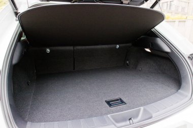 Hong Kong, Çin 1 Ocak 2019: Lexus Ux 200 2018 bagaja Hong Kong Jan 1 2019.