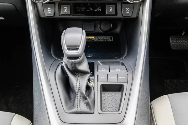 Toyota RXV4 2019 palillo de caja de cambios — Foto de Stock