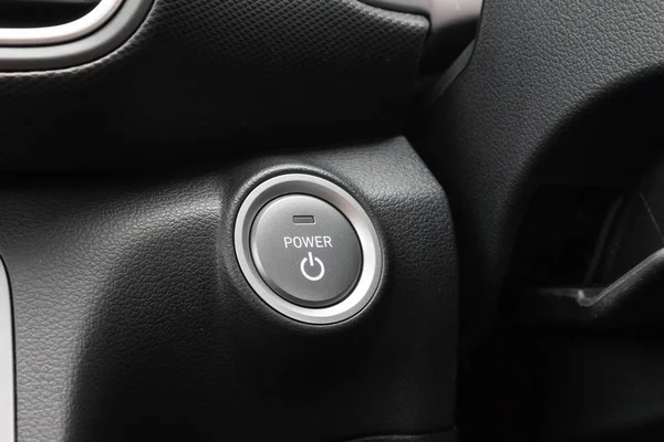Hyundai Kona Ev 2019 запуску зупинки двигуна кнопки — стокове фото