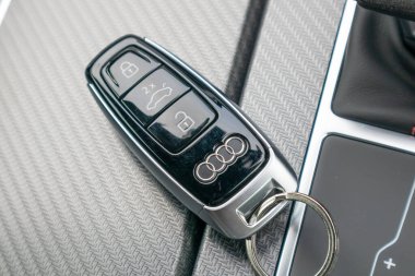 Hong Kong, Çin 16 Mart 2020: Audi RS6 AVANT 2020 Araba Anahtarı 16 Mart 2020, Hong Kong.