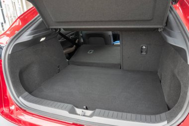 Hong Kong, Çin 6 Mart 2020 Mazda CX-30 2020 Bagaj 6 Mart 2020.