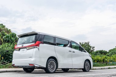 Hong Kong, Çin 22 Mayıs 2020 Lexus LM350 test sürüşü 22 Mayıs 2020, Hong Kong.