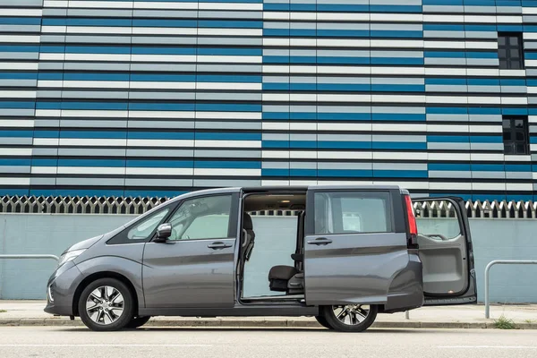 Hong Kong, Çin 27 Mayıs 2020: Honda Stepwgn Test Sürüşü 27 Mayıs 2020.