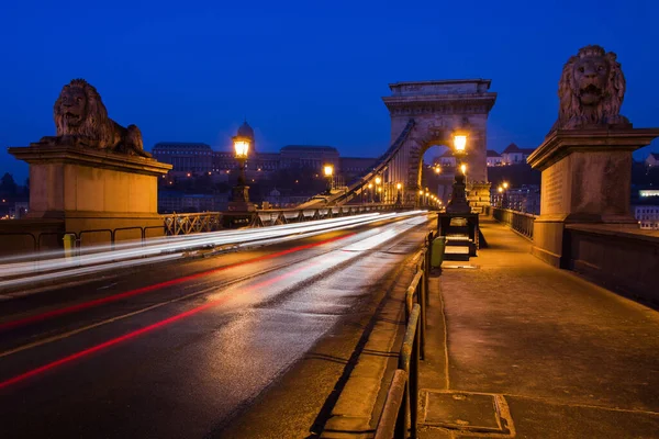 Imagem Longa Exposição Bonita Ponte Chain Budapeste Hungria Vista Trilhas — Fotografia de Stock