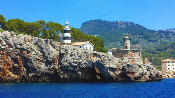 Vuurtoren Bij Ingang Van Port Soller Mallorca Mallorca Spanje — Stockfoto