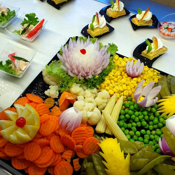 Floral Decorations Made Different Vegetables — Stock Photo, Image