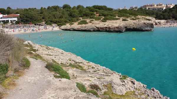 Maiorca Maiorca Espanha Junho 2018 Pessoas Água Praia Cala Domingos — Fotografia de Stock
