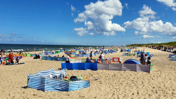 Wladyslawowo Poland July 2020 People Resting Beach Sunny Day Wladyslawowo — Stock Photo, Image