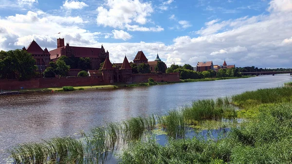 Castillo Malbork Río Nogat Polonia — Foto de Stock