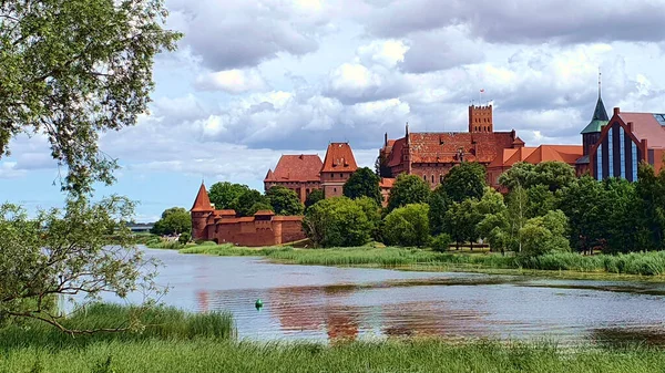 Castillo Malbork Río Nogat Polonia — Foto de Stock