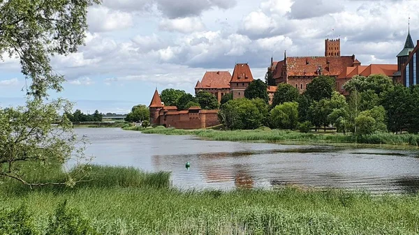 Castillo Malbork Río Nogat Polonia — Foto de Stock