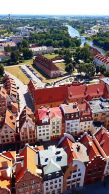 Polonya, Elblag 'ın hava görüntüsü. Katedral kulesinden görüntü.