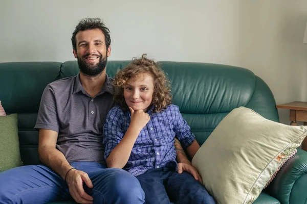 Portrait Smiling Single Father His Cute Young Son Sitting Together — Stock Photo, Image