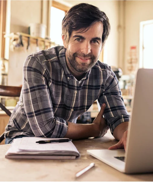 Vertical Image Smiling Craftsman Working Laptop While Sitting Workbench His — Stock Photo, Image
