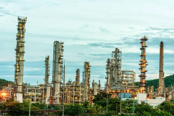 Przemysł Gazowniczy Rafinerii Ropy Naftowej Surowcem Zaopatrzeniem Benzynę Fabryką Chemiczną — Zdjęcie stockowe