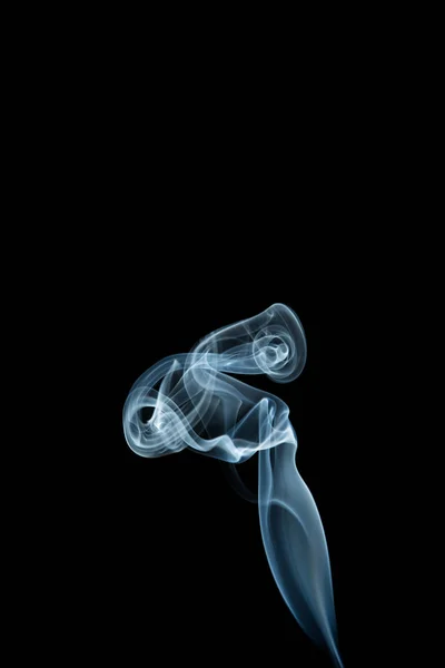 Vlnité Bílý Kouř Černém Pozadí — Stock fotografie