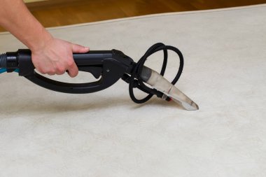 eski bir beyaz yatak Kuru Temizleme