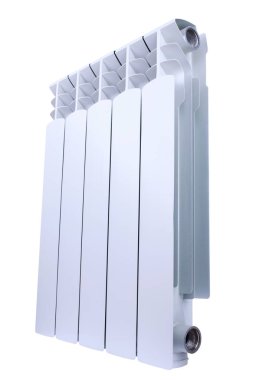Beyaz bir arka plan üzerinde izole radyatör pil