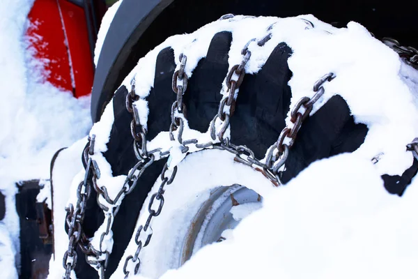 Las cadenas de nieve — Foto de Stock