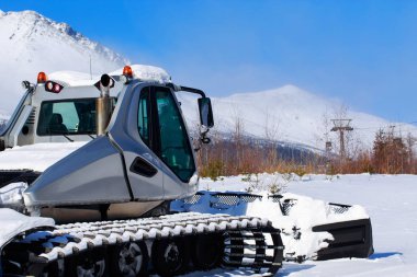Kayak yamacı hazırlama makinesi