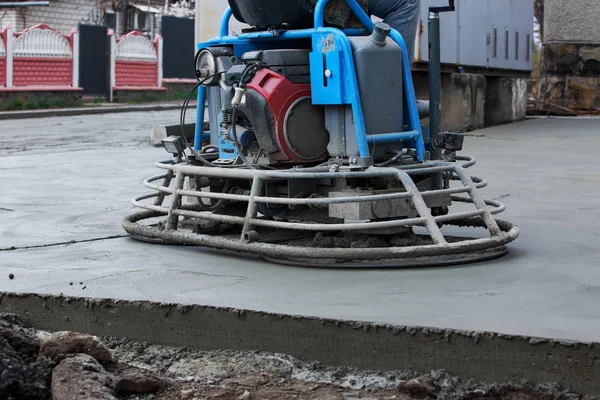 Ferramenta para superfície de concreto liso — Fotografia de Stock