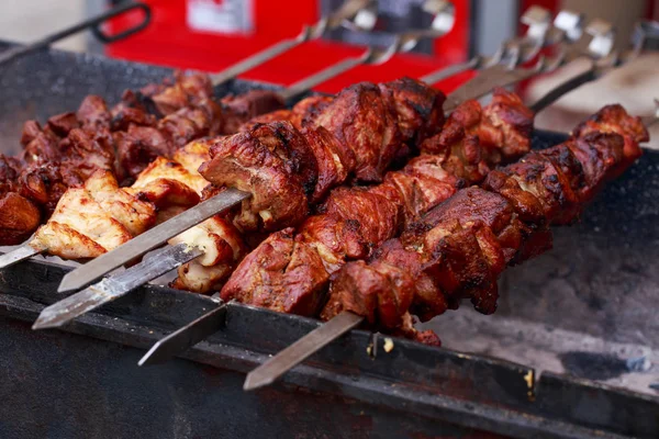 Kött Kebab på spett — Stockfoto