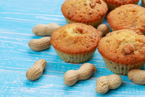 Muffiny s oříškovým ořechy — Stock fotografie