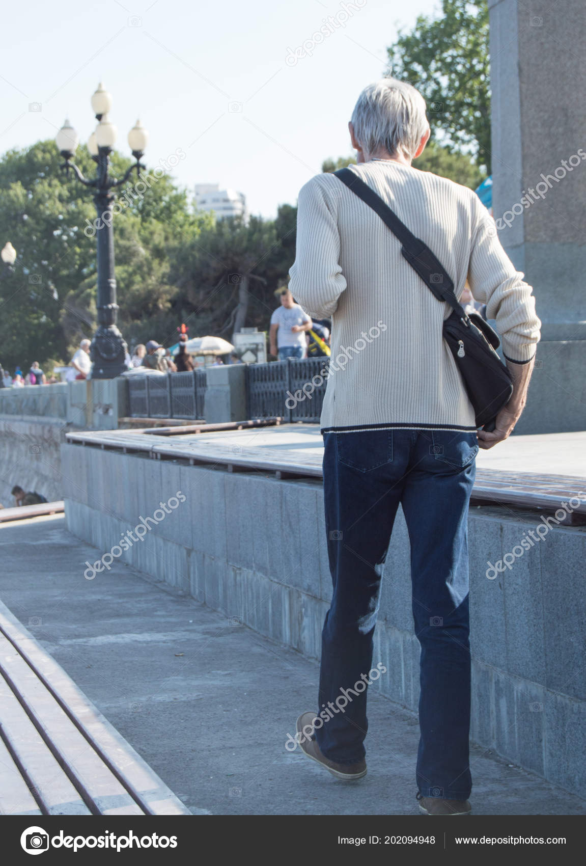 jeans for elderly man