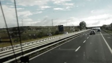 Güzel bir manzara cama, Roma, Civitavecchia gelen yolda araba trafik aracılığıyla arabadaki 7 Ekim 2018 görüntülemek