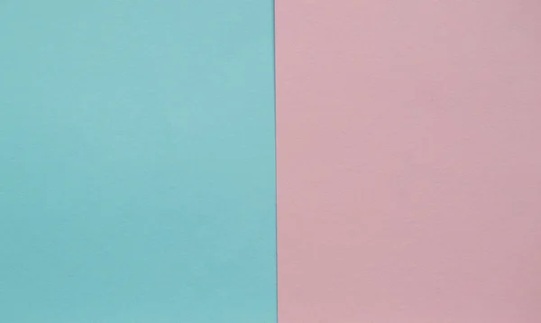 青とピンクのパステルカラーの紙の幾何学的なフラット横に2つの背景を置く — ストック写真