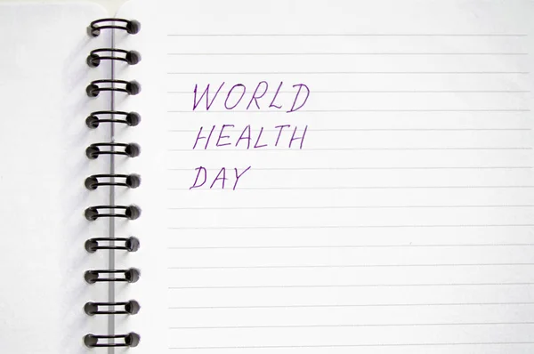 Journée mondiale de la santé écrite, cahier en spirale, espace de copie, concept de santé, pose plate — Photo