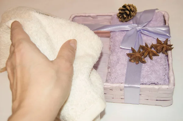 Women Hand Wraps Terry Towels Concept Preparing Holiday Christmas Gifts — Stock Photo, Image