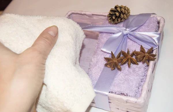 Women Hand Wraps Terry Towels Concept Preparing Holiday Christmas Gifts — Stock Photo, Image