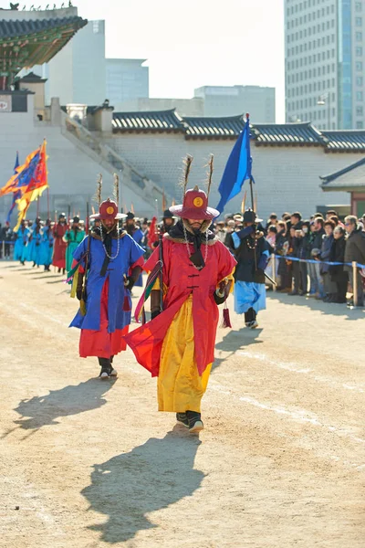 Seoul Südkorea Januar 2019 Januar 2019 Traditionellen Kostümen Vom Gwanghwamun — Stockfoto