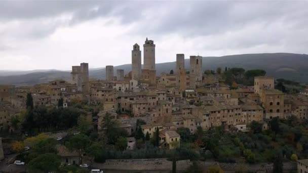 Tour Chapelle Cloche Dans Vieille Ville — Video